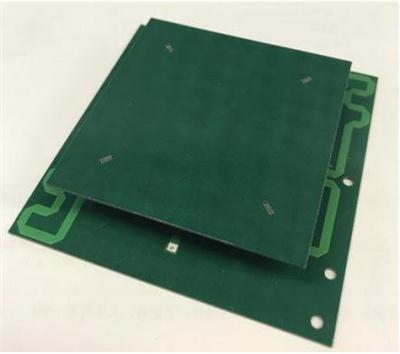 RFID 超高頻內(nèi)置圓極化天線T707010